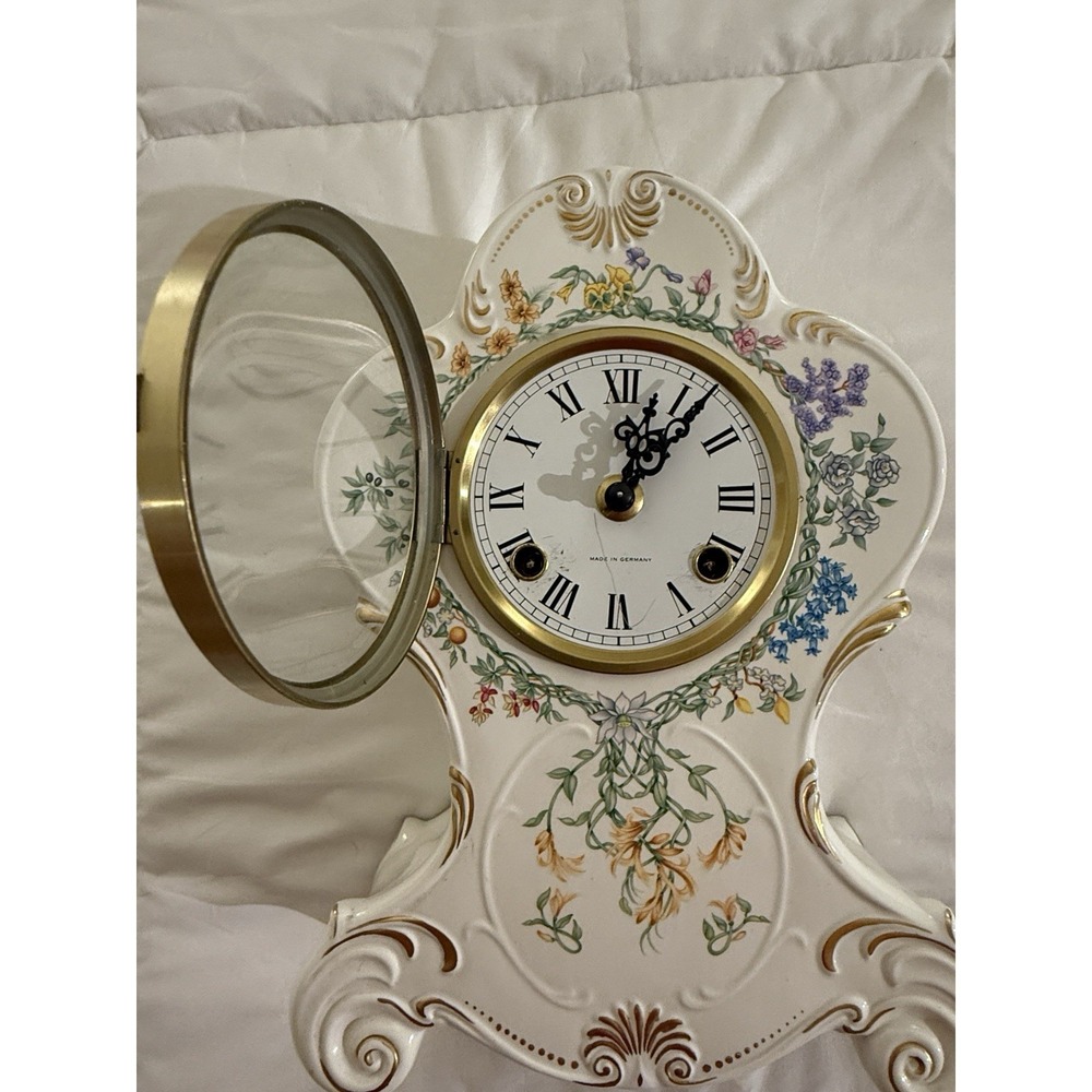 Vintage 1982 Franklin Mint Porcelain Clock SNHF Franz Hermle With Key Working - Picture 7 of 10